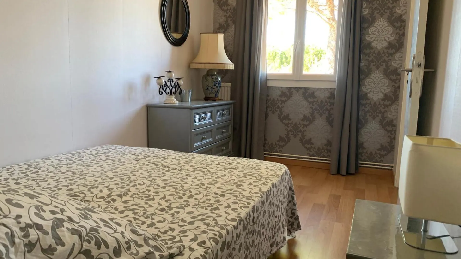 Villa Avec Piscine Dans Le Luberon La Tour-d'Aigues