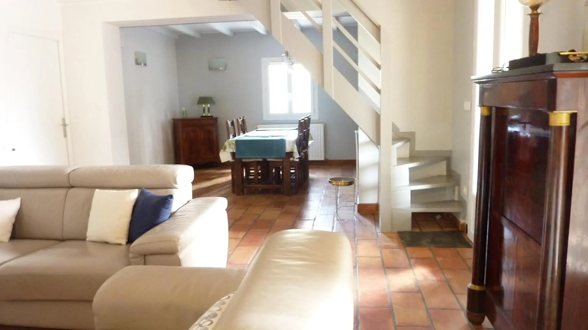Villa Avec Piscine Dans Le Luberon La Tour-d'Aigues 0*,  France